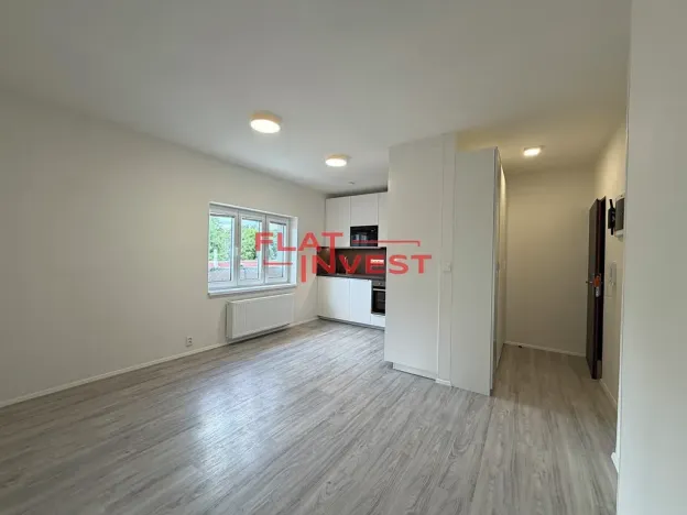 Pronájem bytu 2+kk, Liberec, Dopravní, 47 m2