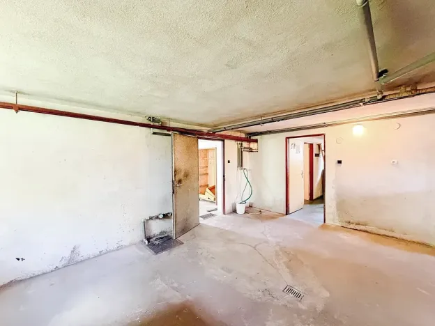 Prodej rodinného domu, Vápenný Podol, 190 m2