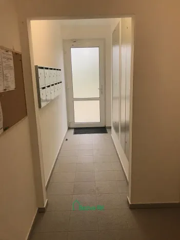 Pronájem bytu 1+kk, Hýskov, Kladenská, 28 m2