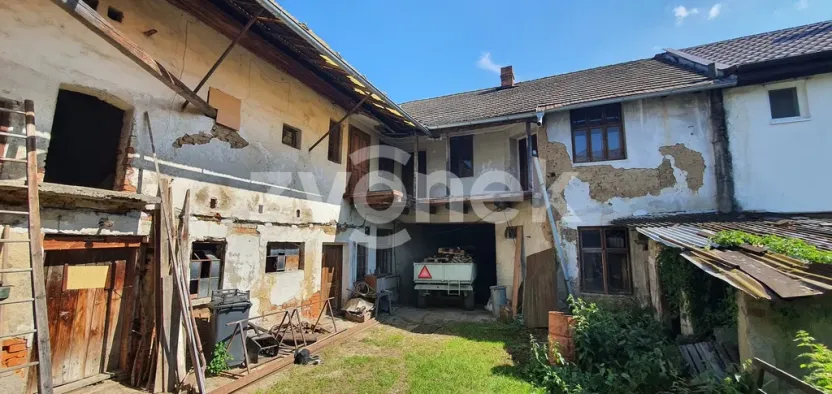 Prodej rodinného domu, Tečovice, 300 m2