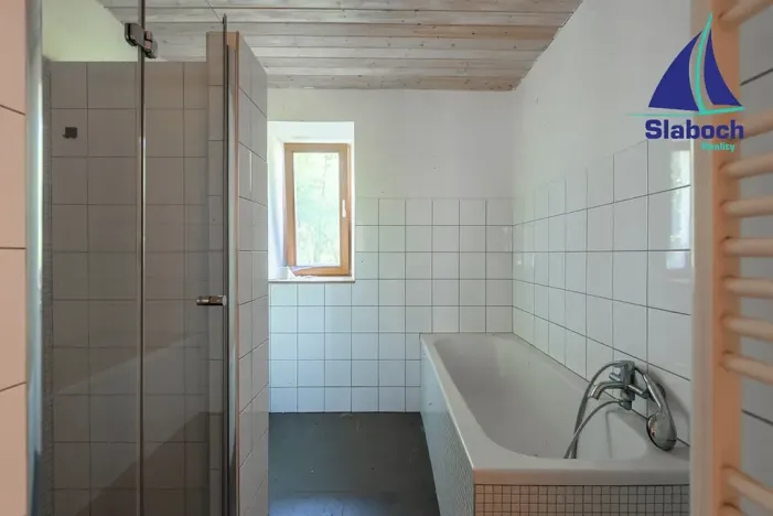 Prodej rodinného domu, Krupá, 285 m2