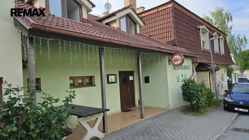 Pronájem restaurace, Dubičné, 250 m2