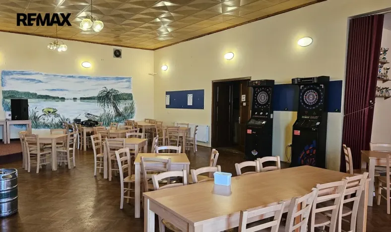 Pronájem restaurace, Dubičné, 250 m2