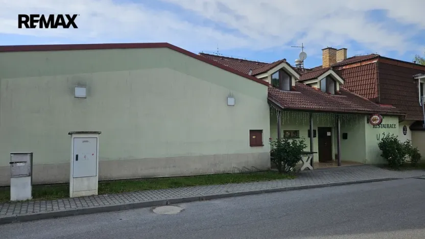 Pronájem restaurace, Dubičné, 250 m2