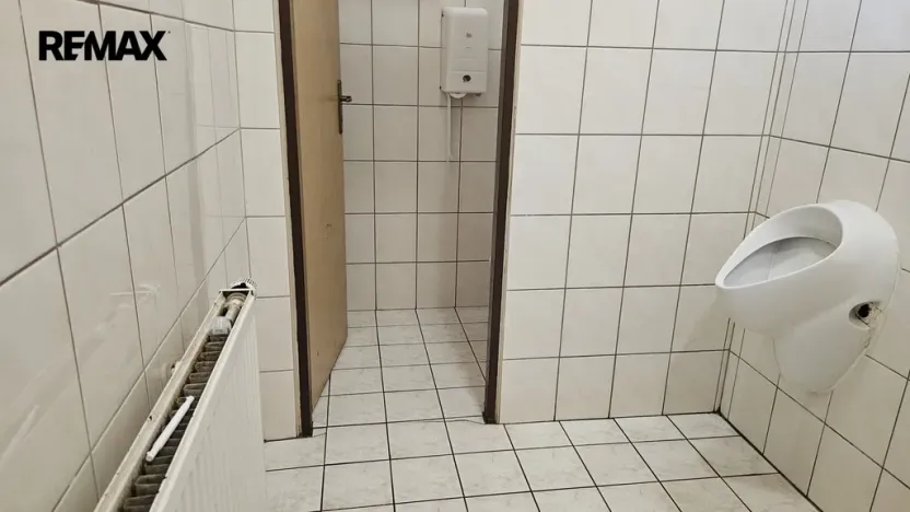 Pronájem restaurace, Dubičné, 250 m2