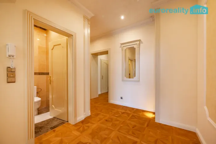 Prodej bytu 4+kk, Mariánské Lázně - Úšovice, Zeyerova, 116 m2