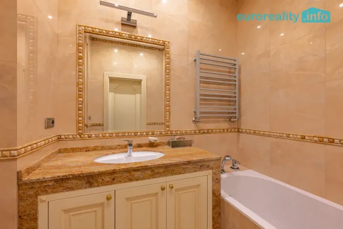 Prodej bytu 4+kk, Mariánské Lázně - Úšovice, Zeyerova, 116 m2