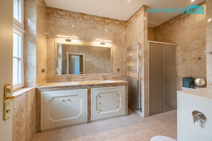 Prodej bytu 4+kk, Mariánské Lázně - Úšovice, Zeyerova, 116 m2