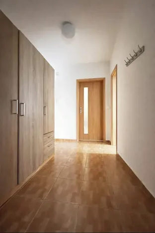 Prodej bytu 1+1, Jíloviště, Všenorská, 44 m2