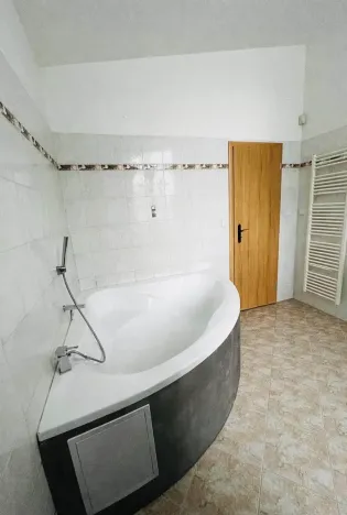 Prodej bytu 1+1, Jíloviště, Všenorská, 44 m2