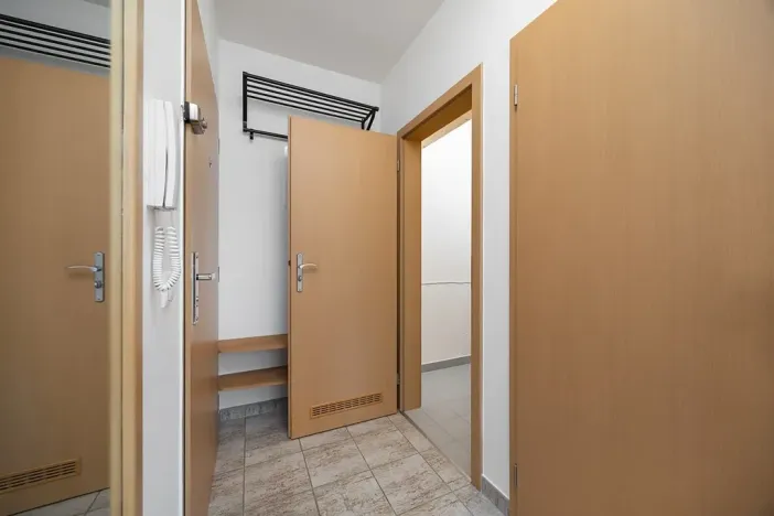 Prodej bytu 2+kk, Praha - Malešice, Ungarova, 59 m2