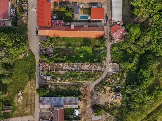 Prodej komerčního pozemku, Březí, 3250 m2