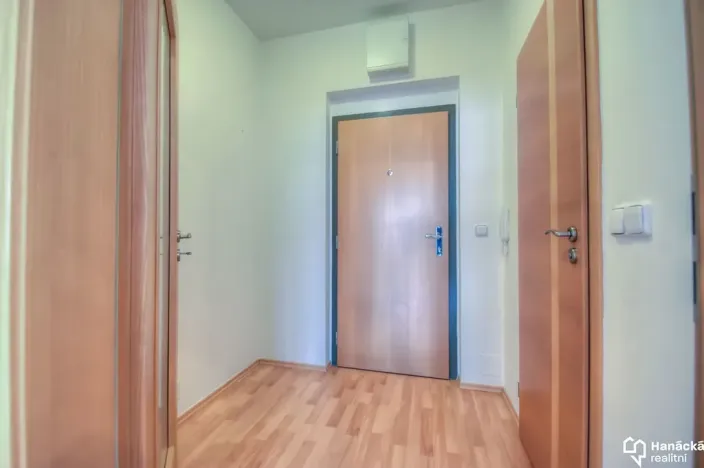 Pronájem bytu 1+kk, Olomouc, Na Tabulovém vrchu, 42 m2