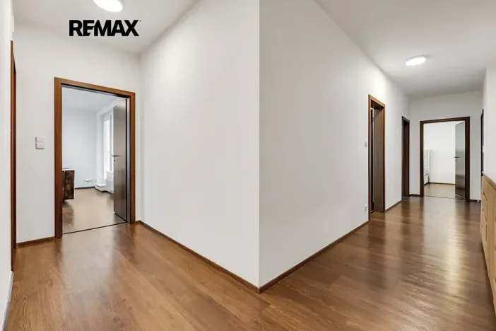 Prodej bytu 4+kk, Praha - Dolní Měcholupy, Kryšpínova, 107 m2