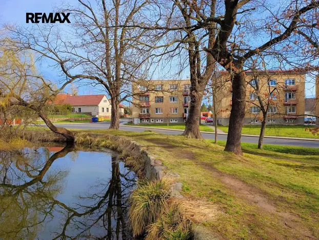 Pronájem bytu 3+kk, Vroutek, Nádražní, 60 m2