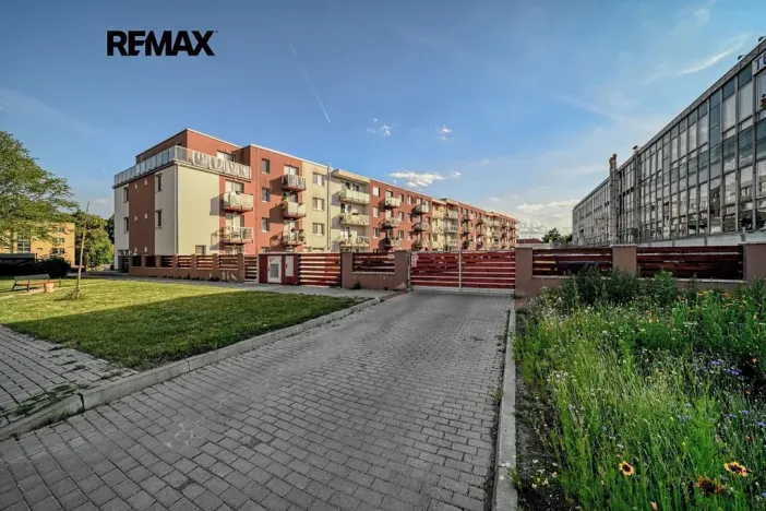 Pronájem bytu 2+kk, Český Brod, Palackého, 49 m2