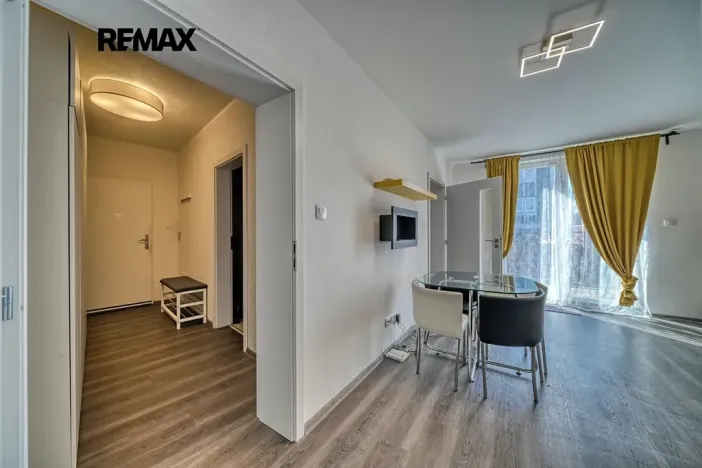 Pronájem bytu 2+kk, Český Brod, Palackého, 49 m2