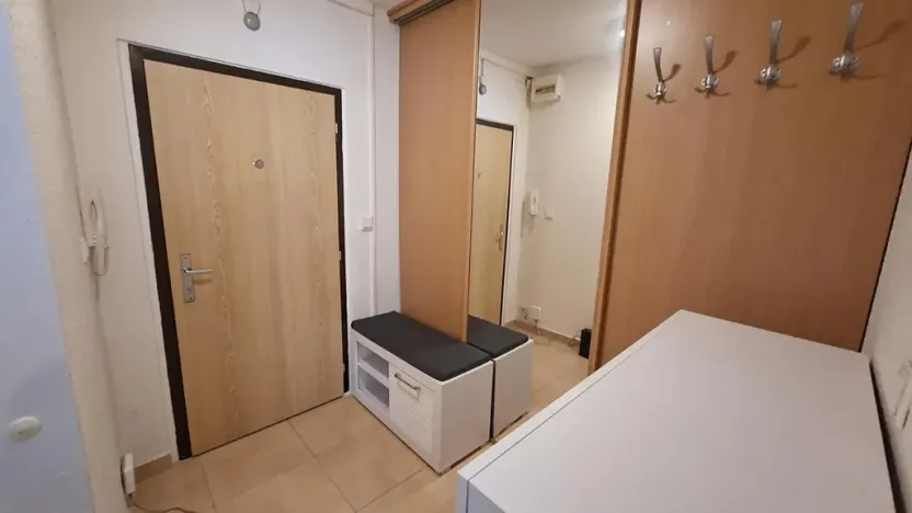 Pronájem bytu 2+kk, Praha - Černý Most, Bryksova, 39 m2
