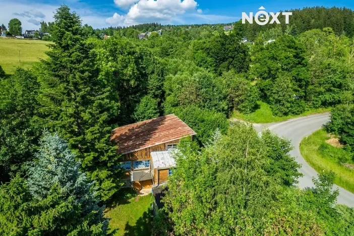 Prodej komerční nemovitosti, Benecko, 750 m2