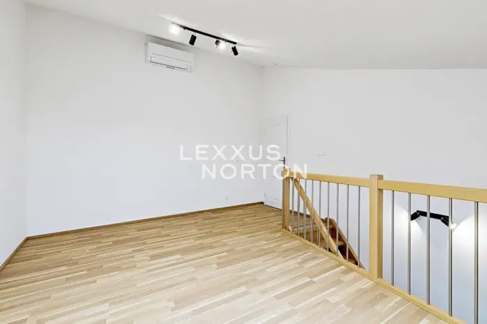 Pronájem bytu 2+kk, Praha - Nové Město, Na Poříčí, 69 m2