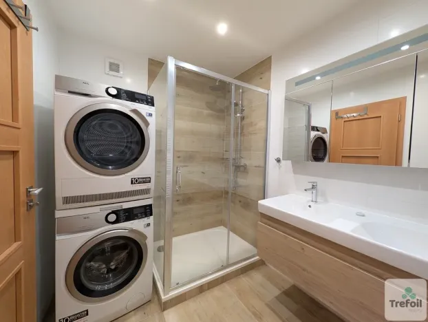 Pronájem bytu 3+kk, Praha - Hlubočepy, Kříženeckého náměstí, 86 m2
