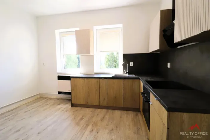 Prodej bytu 2+kk, Děčín - Děčín VI-Letná, Novoměstská, 41 m2