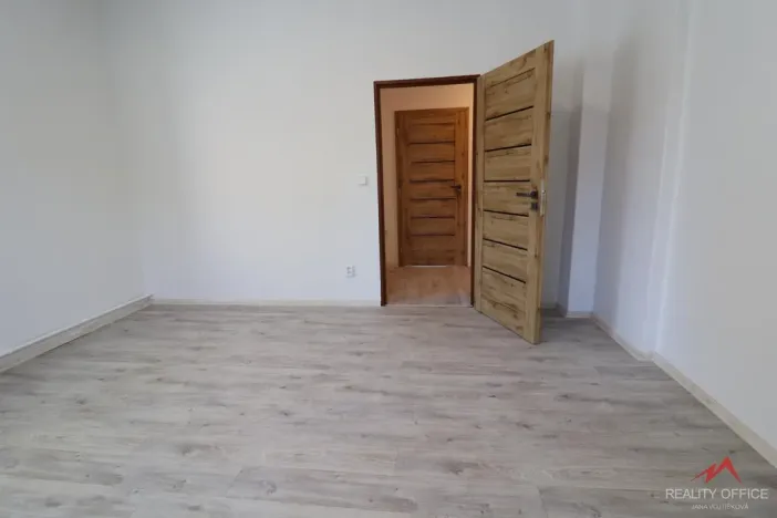 Prodej bytu 2+kk, Děčín - Děčín VI-Letná, Novoměstská, 41 m2