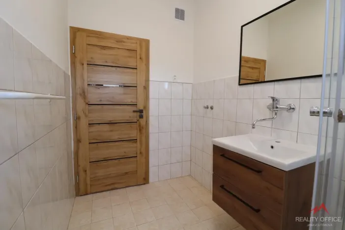 Prodej bytu 2+kk, Děčín - Děčín VI-Letná, Novoměstská, 41 m2