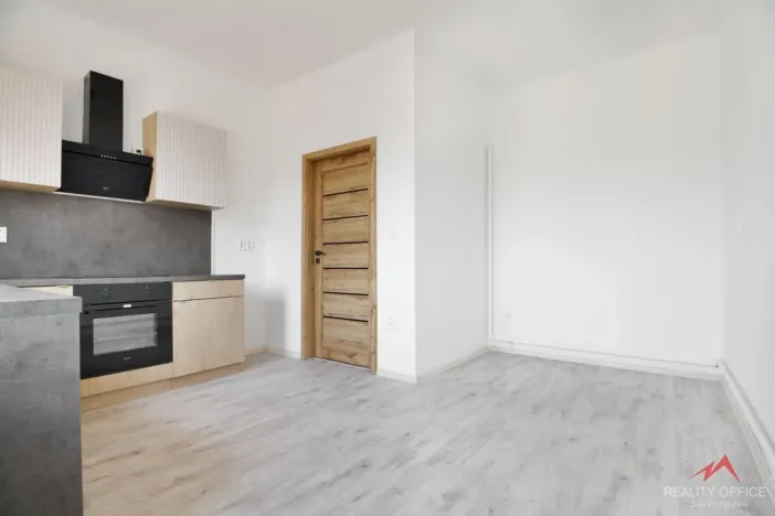 Prodej bytu 2+kk, Děčín - Děčín VI-Letná, Novoměstská, 41 m2