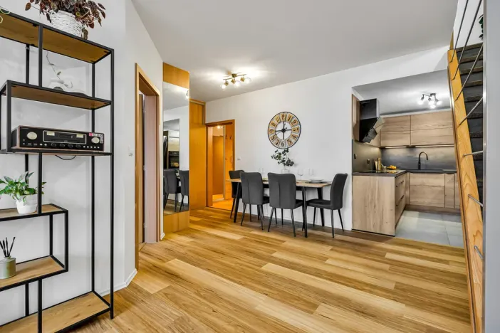 Prodej bytu 3+kk, Šestajovice, Komenského, 116 m2