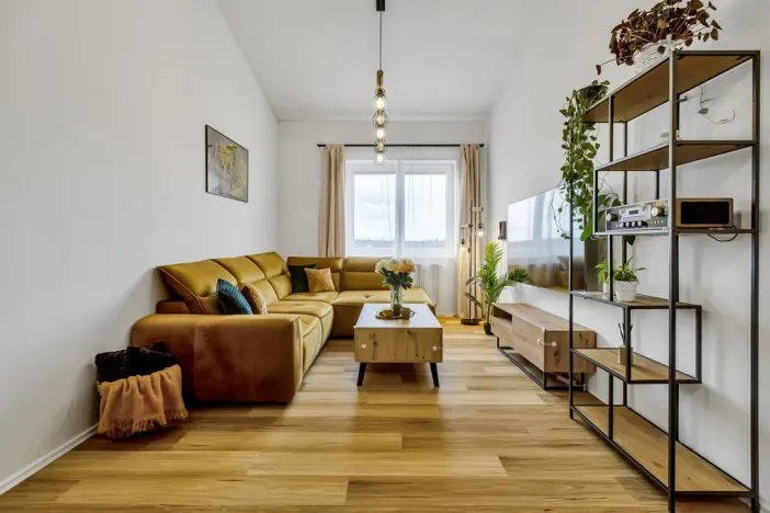 Prodej bytu 3+kk, Šestajovice, Komenského, 116 m2