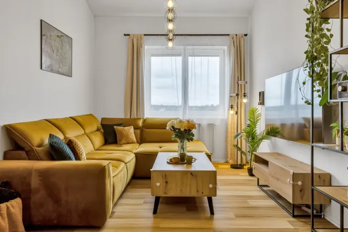 Prodej bytu 3+kk, Šestajovice, Komenského, 116 m2