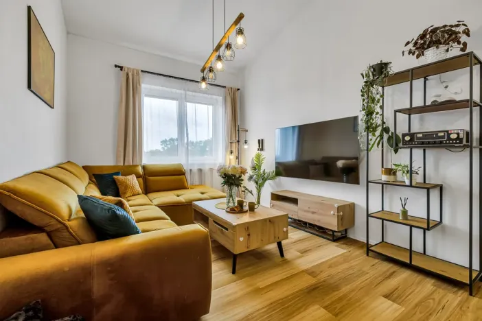 Prodej bytu 3+kk, Šestajovice, Komenského, 116 m2