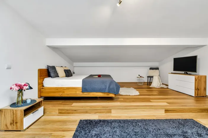 Prodej bytu 3+kk, Šestajovice, Komenského, 116 m2
