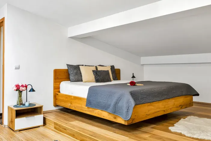 Prodej bytu 3+kk, Šestajovice, Komenského, 116 m2