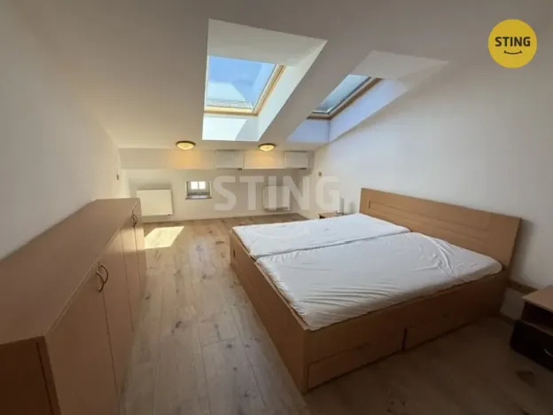 Pronájem bytu 2+kk, Frýdek-Místek, Radniční, 57 m2