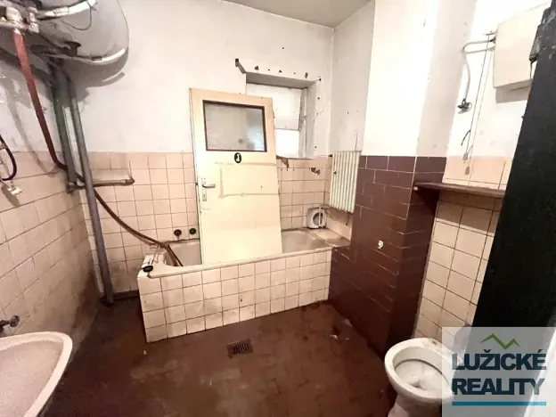 Prodej rodinného domu, Dolní Podluží, 420 m2