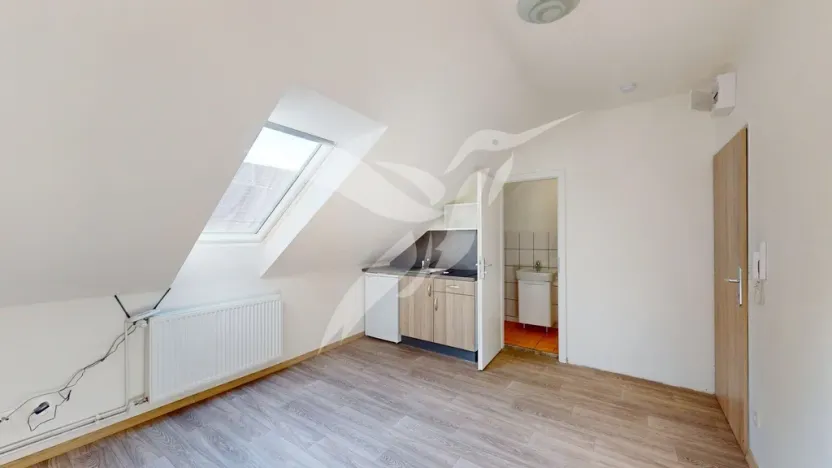 Pronájem bytu 1+kk, Šťáhlavy, U pekárny, 17 m2