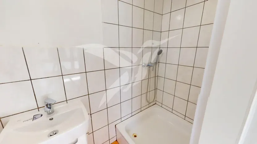 Pronájem bytu 1+kk, Šťáhlavy, U pekárny, 17 m2