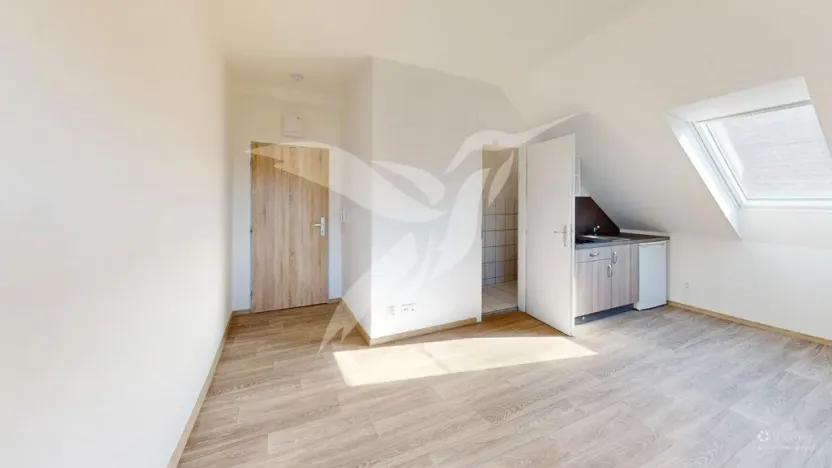 Pronájem bytu 1+kk, Šťáhlavy, U pekárny, 22 m2