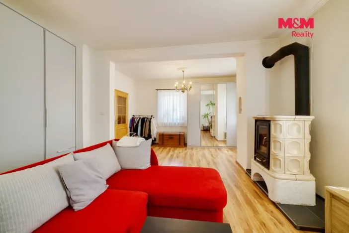 Prodej rodinného domu, Valy, Na Stráni, 238 m2