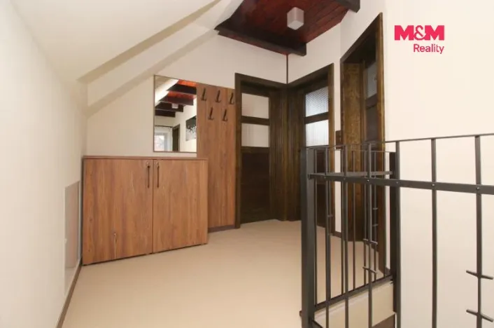 Prodej rodinného domu, Náchod - Jizbice, 149 m2