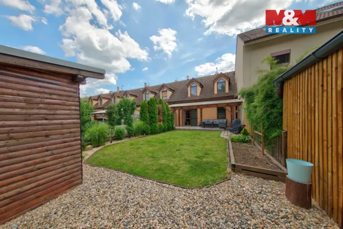 Prodej rodinného domu, Líbeznice, Ve Dvoře, 104 m2