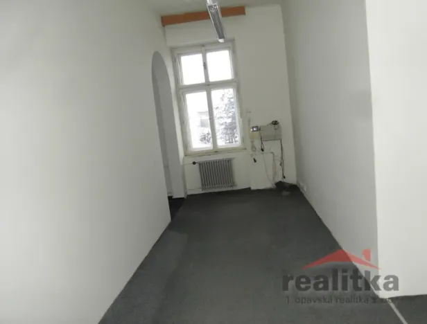 Pronájem kanceláře, Opava - Předměstí, Husova, 220 m2