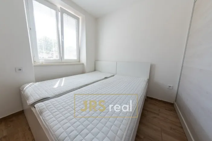 Pronájem bytu 2+kk, Ježov, 34 m2
