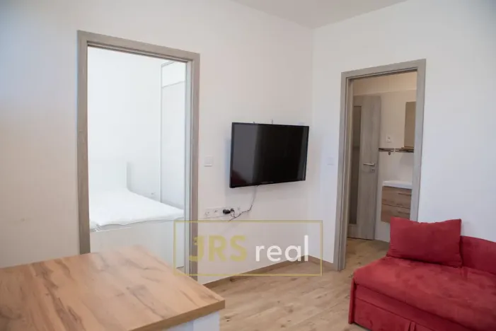 Pronájem bytu 2+kk, Ježov, 34 m2