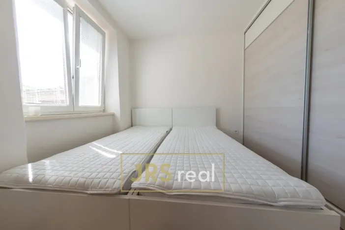 Pronájem bytu 2+kk, Ježov, 34 m2