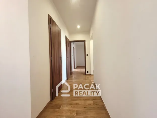 Pronájem bytu 3+1, Olomouc - Neředín, Stiborova, 74 m2