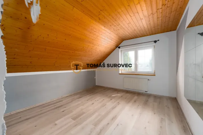 Prodej rodinného domu, Lešná, 190 m2