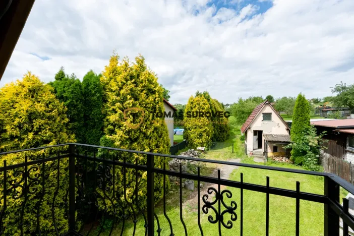 Prodej rodinného domu, Lešná, 190 m2